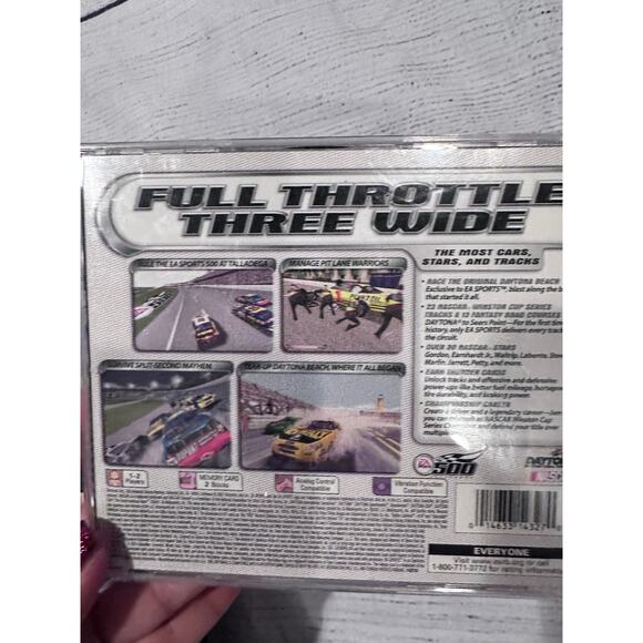 Nascar Thunder 2002 for Playstation - Picture 3 of 3